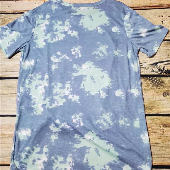 Tie dye top with front knot detail - Picture 4 of 5